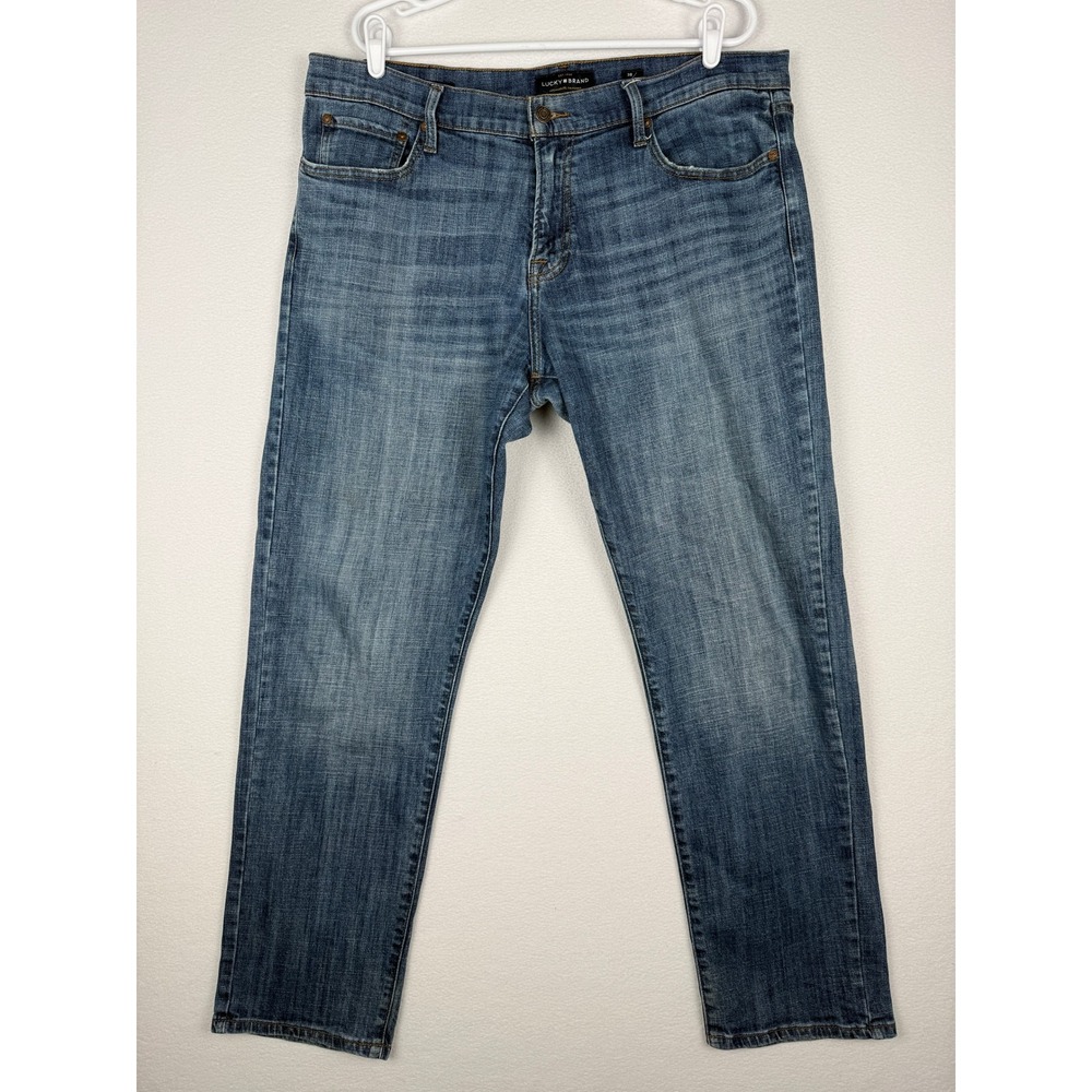 Lucky Brand 221 Straight Jeans Mens 38x32 Blue Medium Wash Stretch Denim 7MC1030